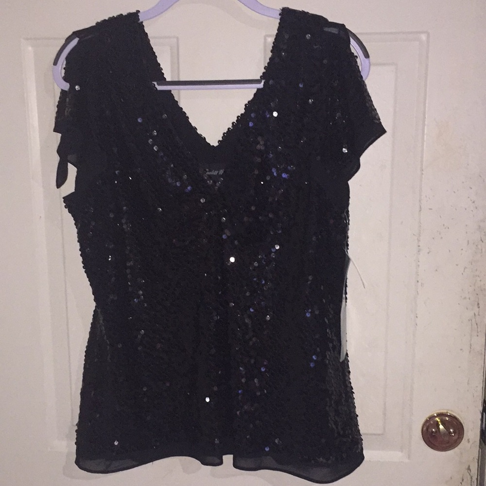 NWT Completely SEQUINED V-NECK Split Sleeve Top